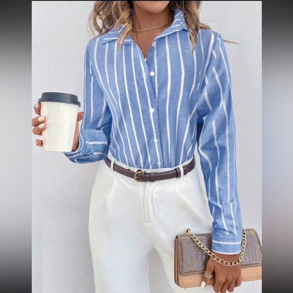 Macy’s Grace Costal Blue Striped Button Down Shirt - Picture 2 of 6